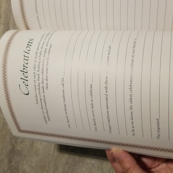 Our family tree  A Millennium keepsake book - Picture 3 of 4